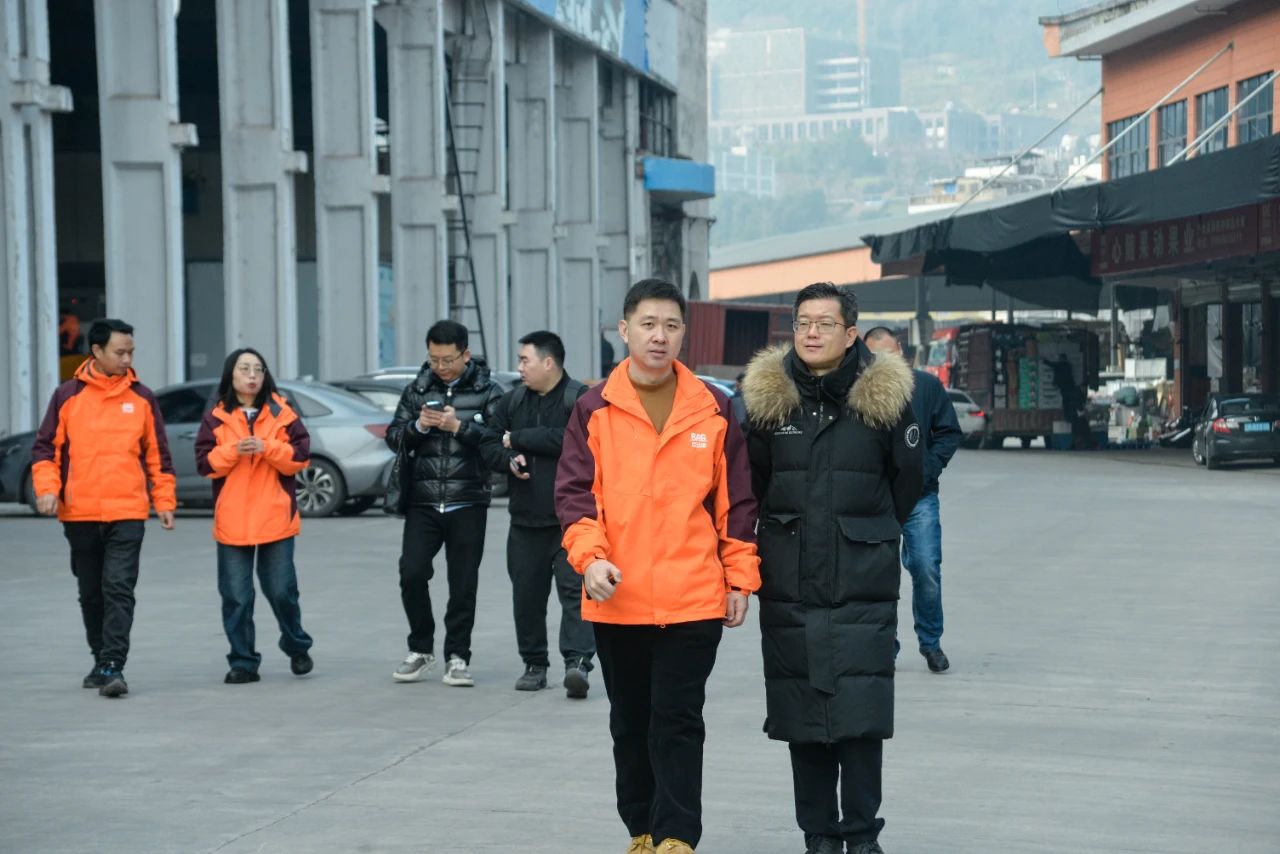 重慶市發(fā)改委專家組蒞臨百安港農(nóng)產(chǎn)品批發(fā)市場調(diào)研